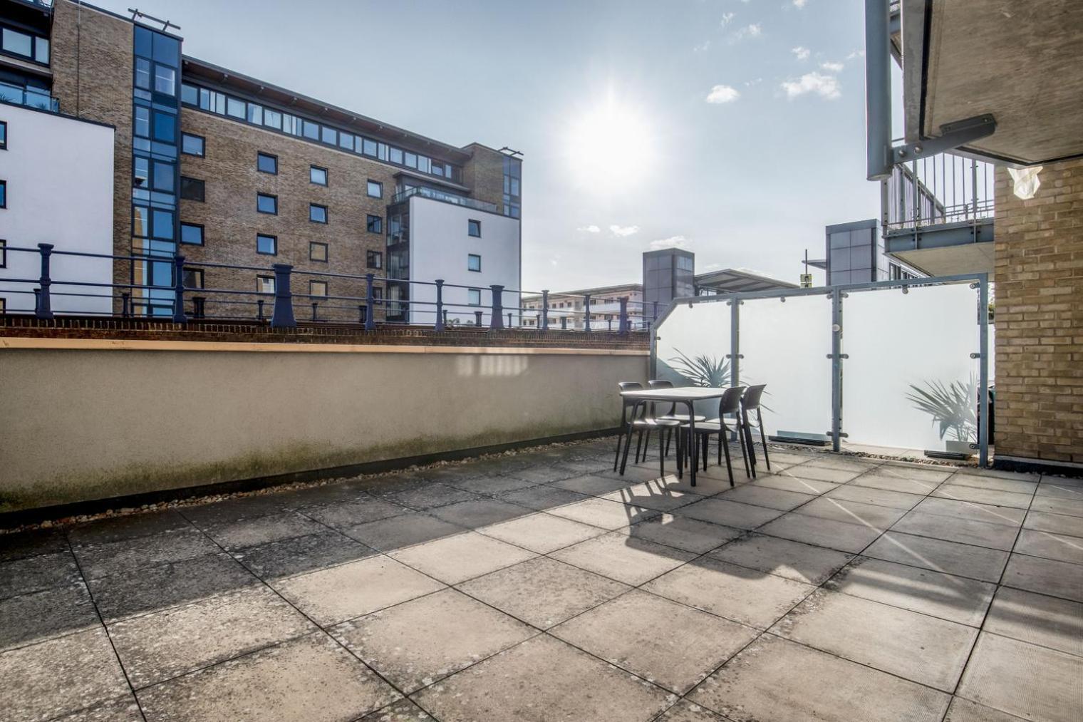 Blueground Limehouse Balcony Nr Library Lon-410 Appartement
