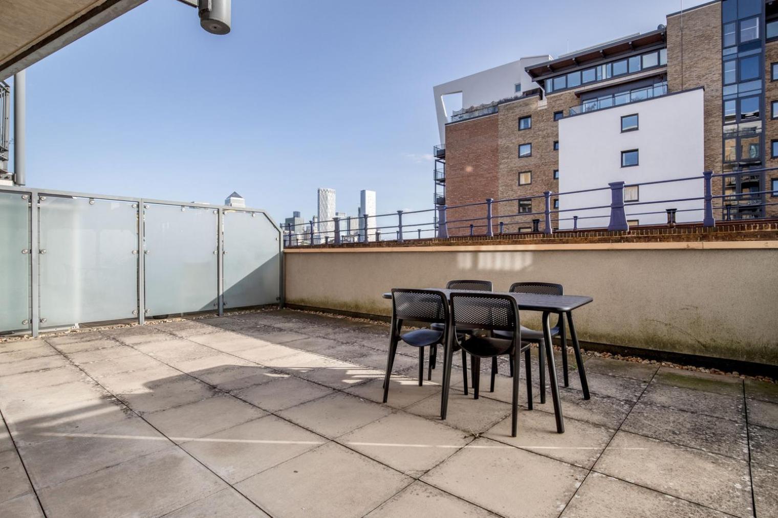 Blueground Limehouse Balcony Nr Library Lon-410 Appartement Londres